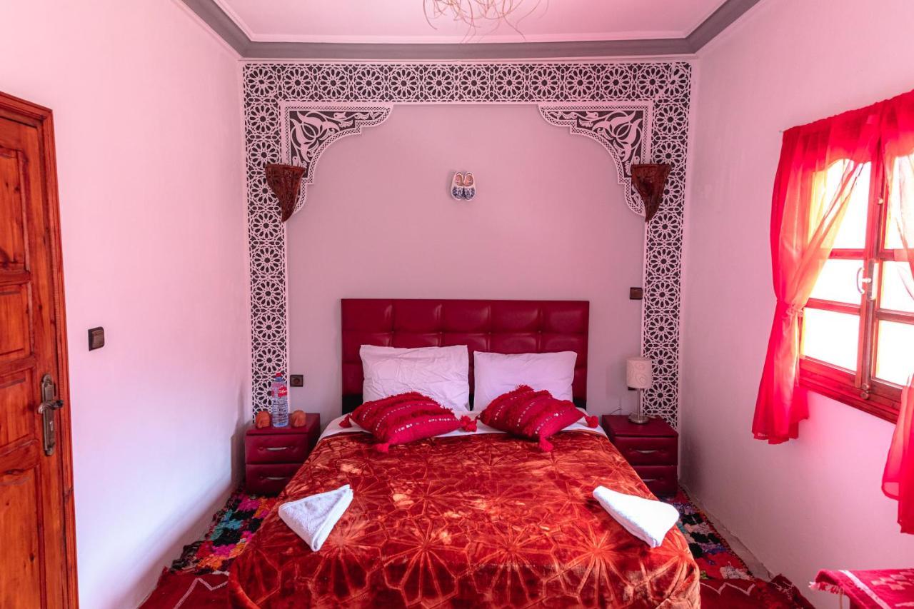 Amazigh Family Riad 伊姆利尔 外观 照片