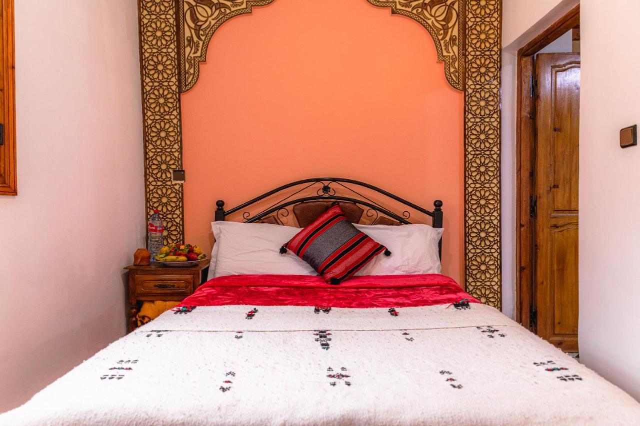 Amazigh Family Riad 伊姆利尔 外观 照片