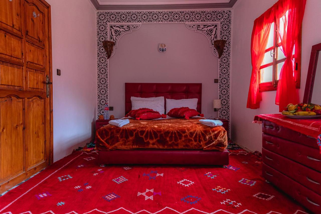 Amazigh Family Riad 伊姆利尔 外观 照片
