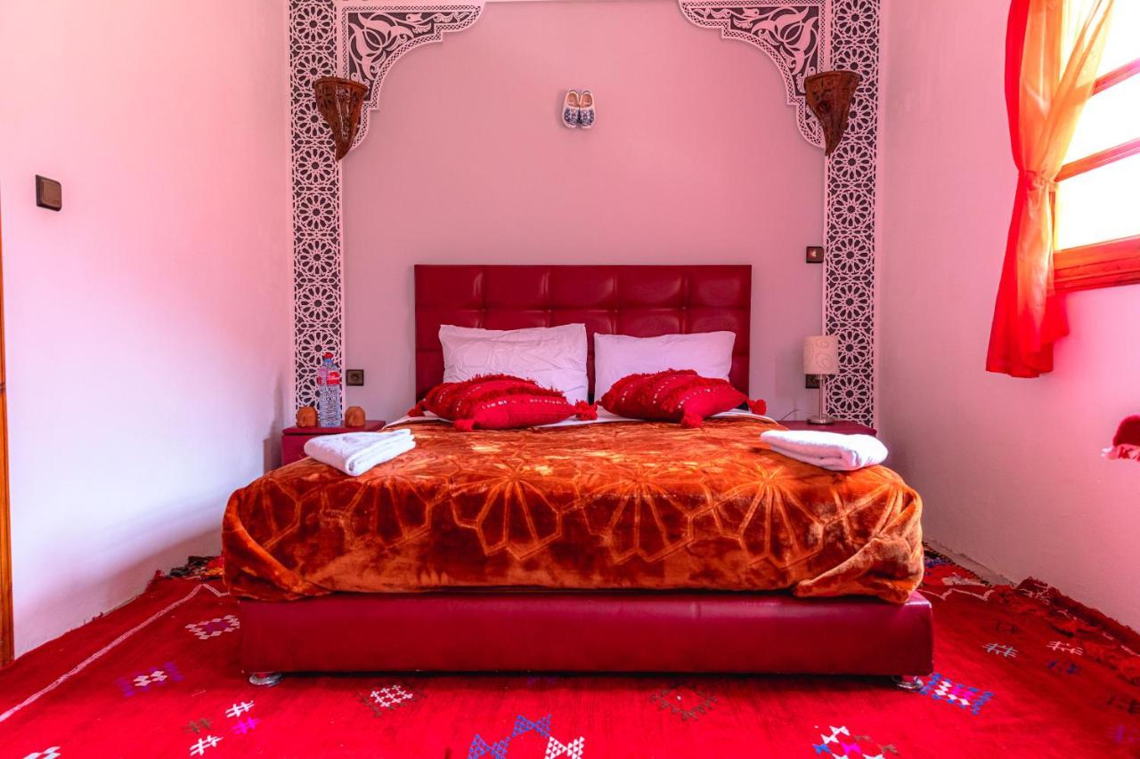 Amazigh Family Riad 伊姆利尔 外观 照片
