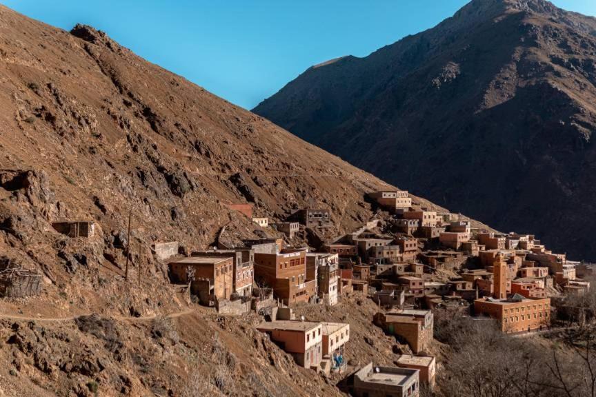 Amazigh Family Riad 伊姆利尔 外观 照片