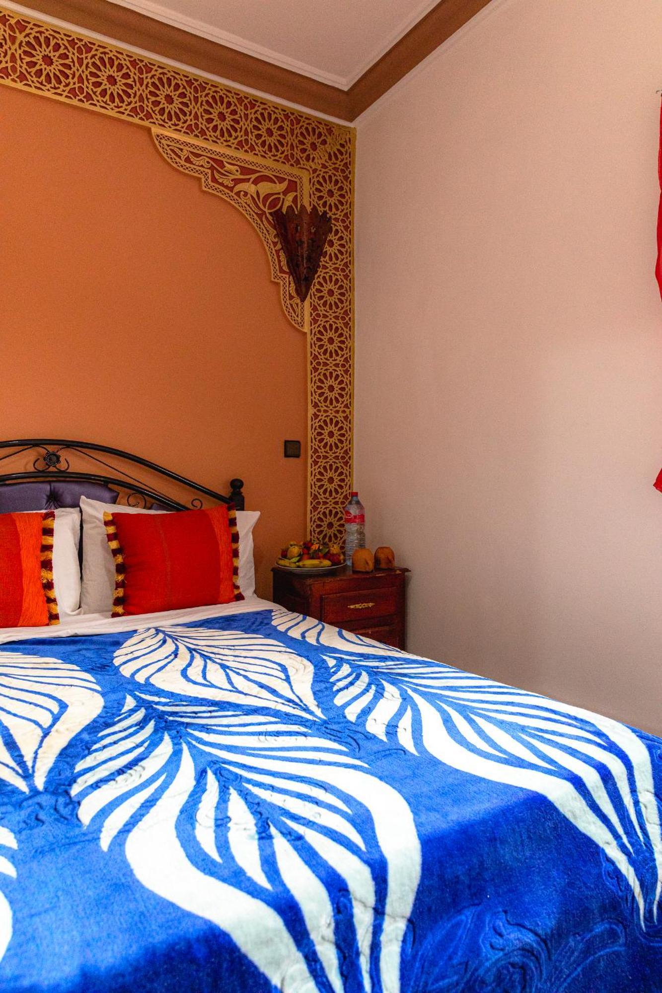 Amazigh Family Riad 伊姆利尔 外观 照片