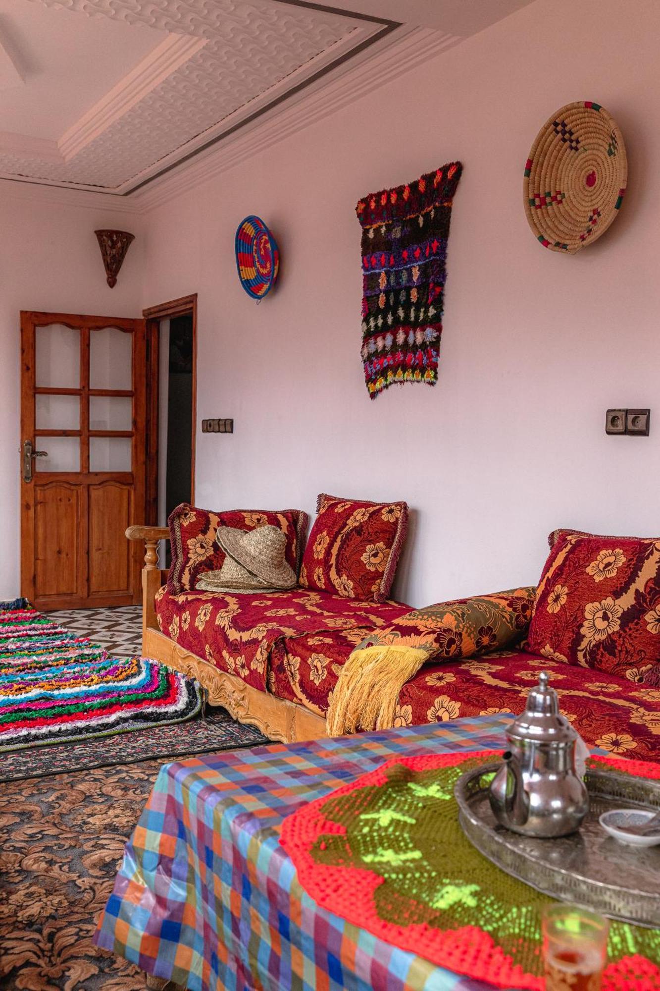 Amazigh Family Riad 伊姆利尔 外观 照片