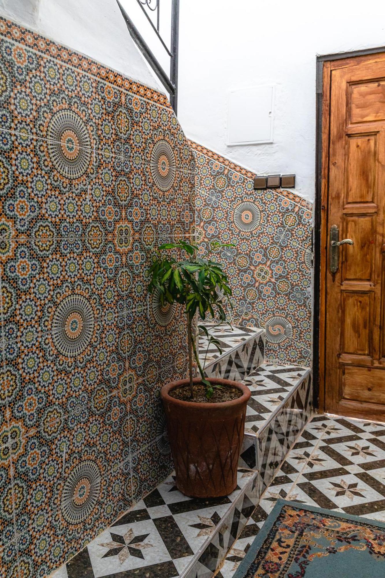 Amazigh Family Riad 伊姆利尔 外观 照片