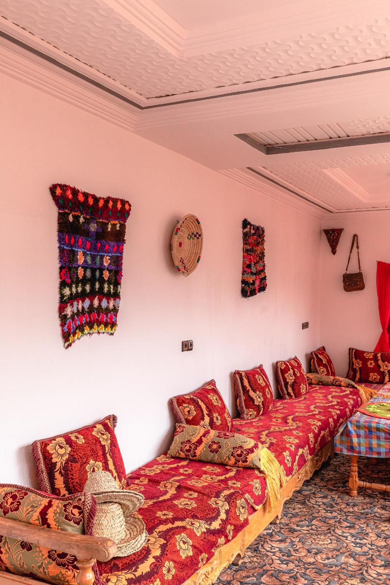 Amazigh Family Riad 伊姆利尔 外观 照片