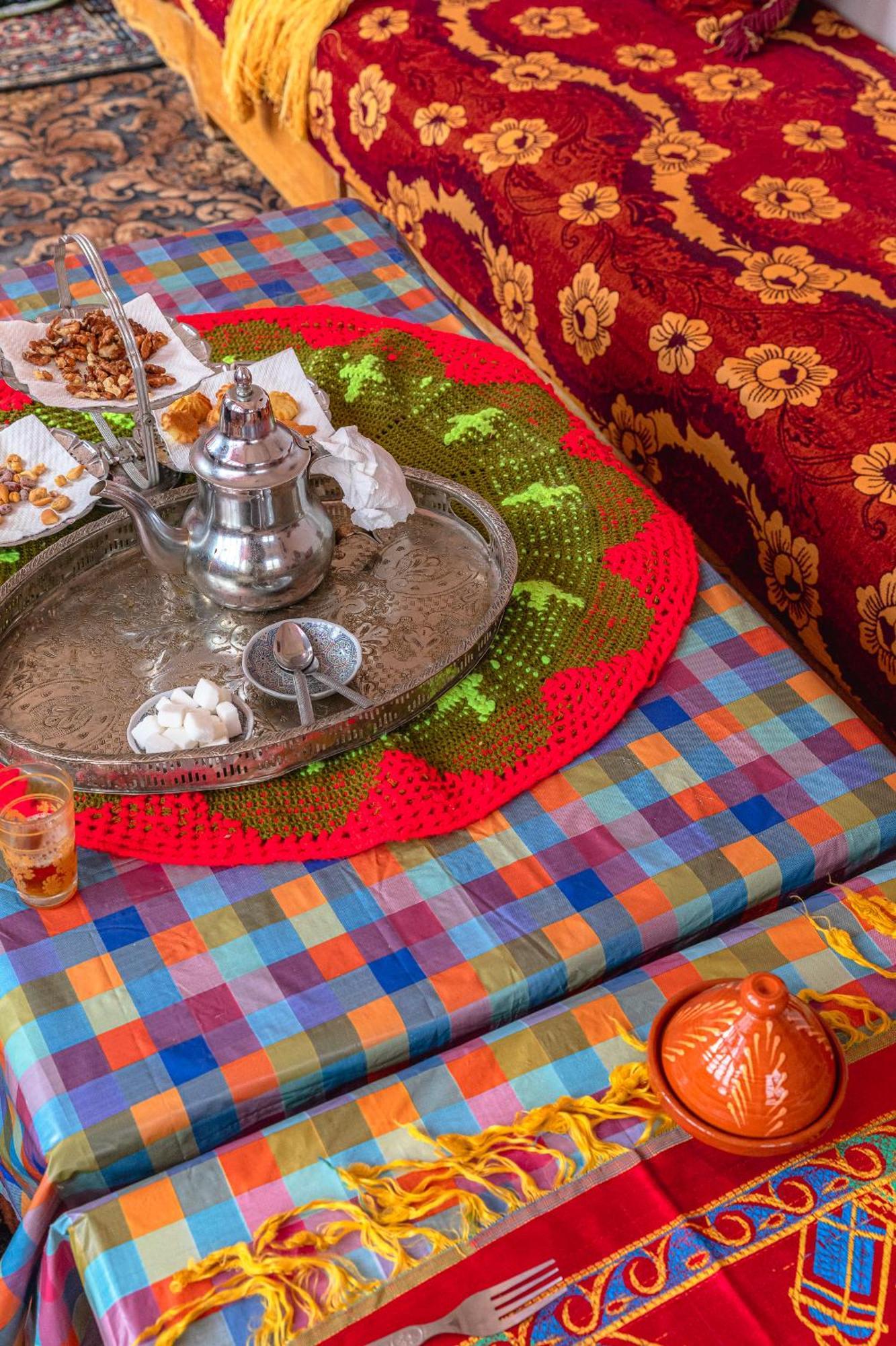 Amazigh Family Riad 伊姆利尔 外观 照片