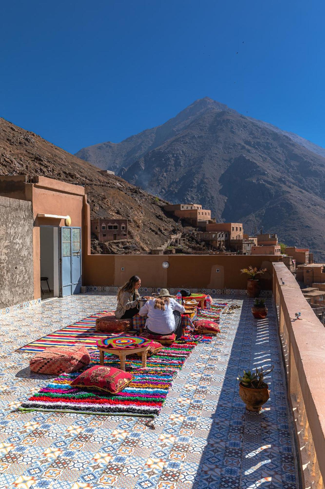 Amazigh Family Riad 伊姆利尔 外观 照片