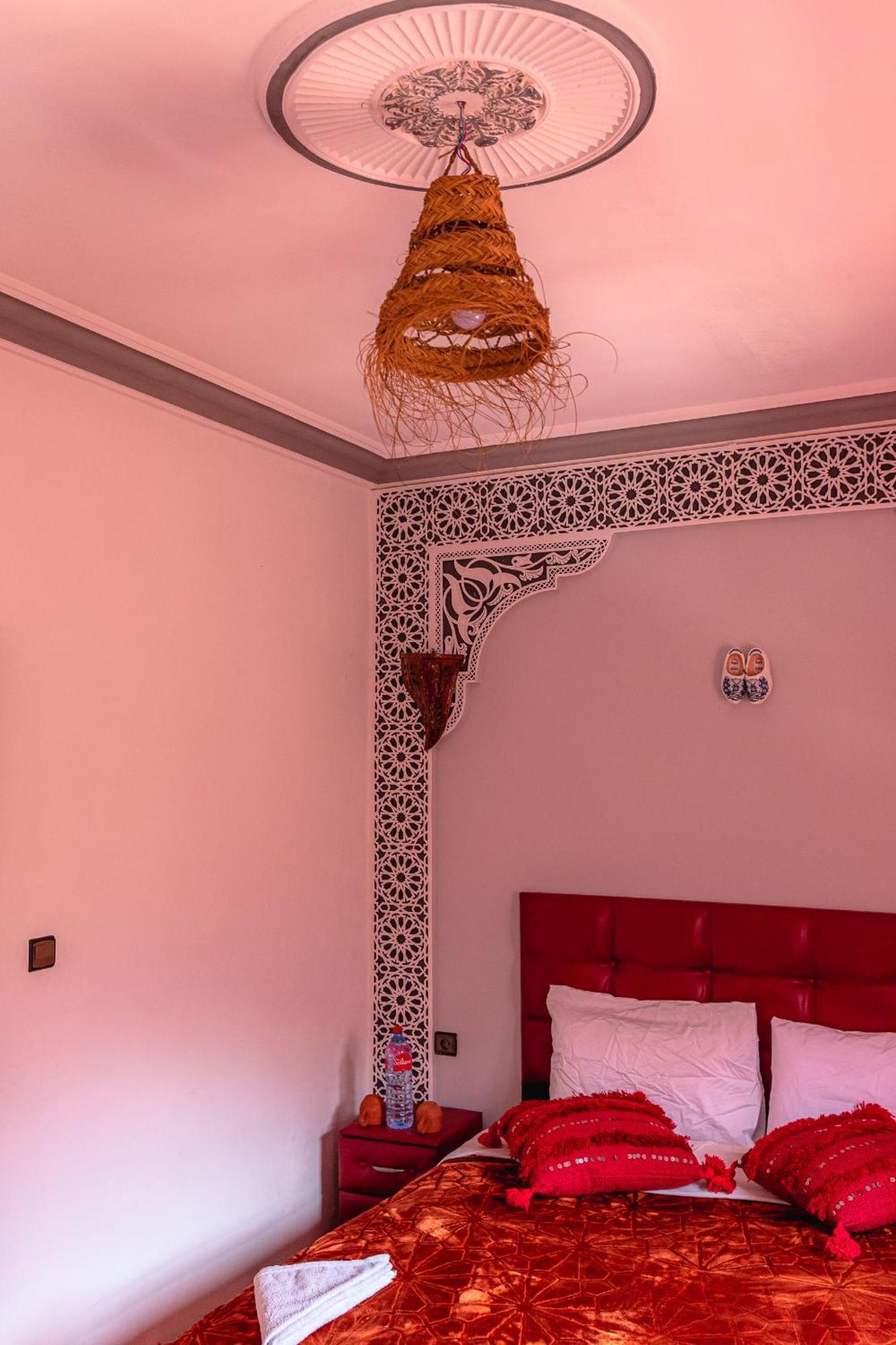 Amazigh Family Riad 伊姆利尔 外观 照片