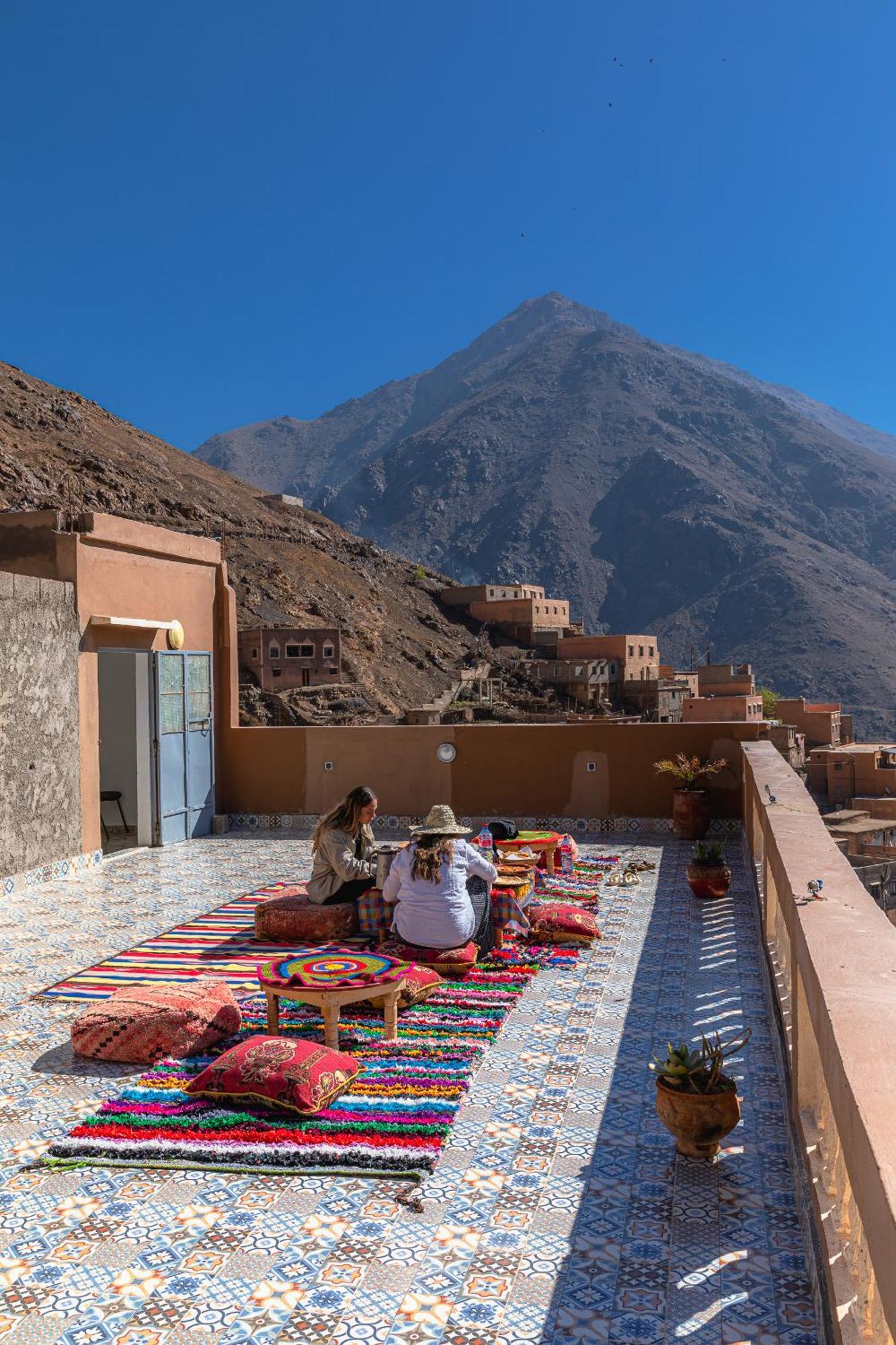 Amazigh Family Riad 伊姆利尔 外观 照片